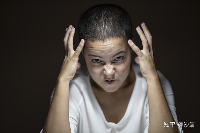 达尔文说:“脾气暴躁是人类较为卑劣的天性之一,人要是发脾气就等于在人类进步的阶梯上倒退了一步。”冲动易怒是一种人格缺陷,看看这7大害处,如何 ...