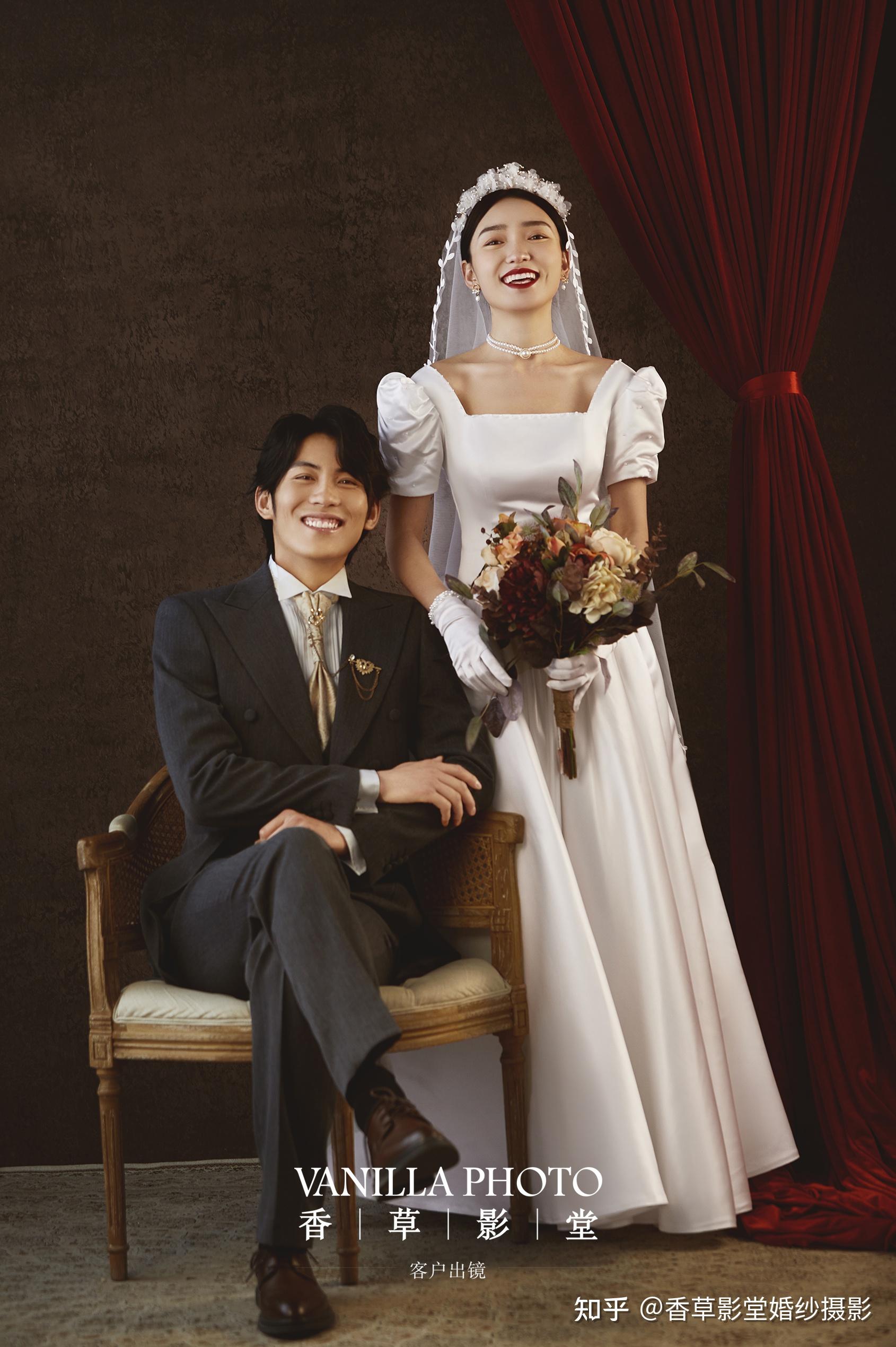 凸显高贵气质的宫廷风婚纱照