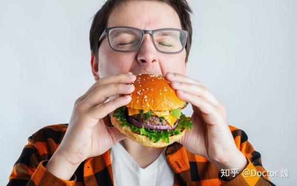 那么,在吃饭的过程中大量出汗是怎么一回事呢?