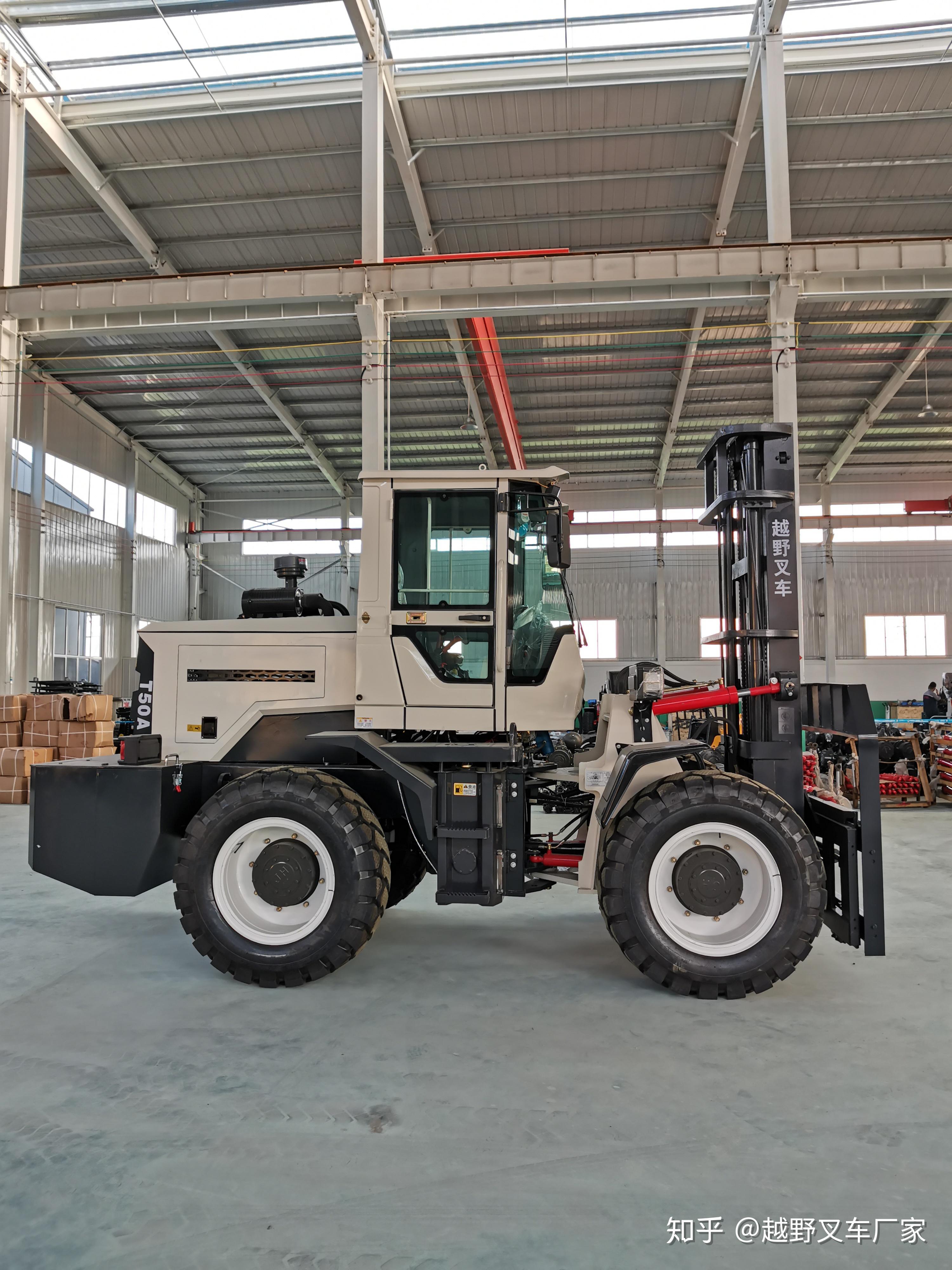 越野叉车厂家莱州越野叉车厂家越野叉车厂家