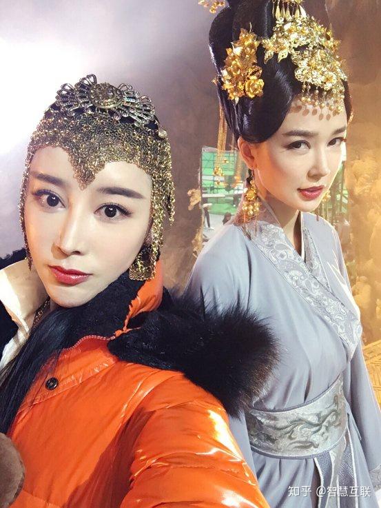 侍宣如参演成龙新片《龙牌之谜》热映 金丝缕衣显惹火身段 - 知乎