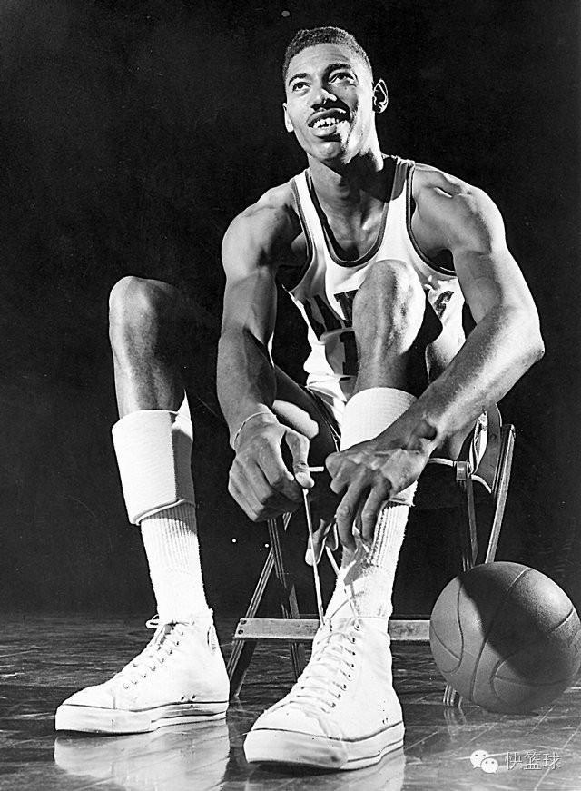 nba players with shoe contracts