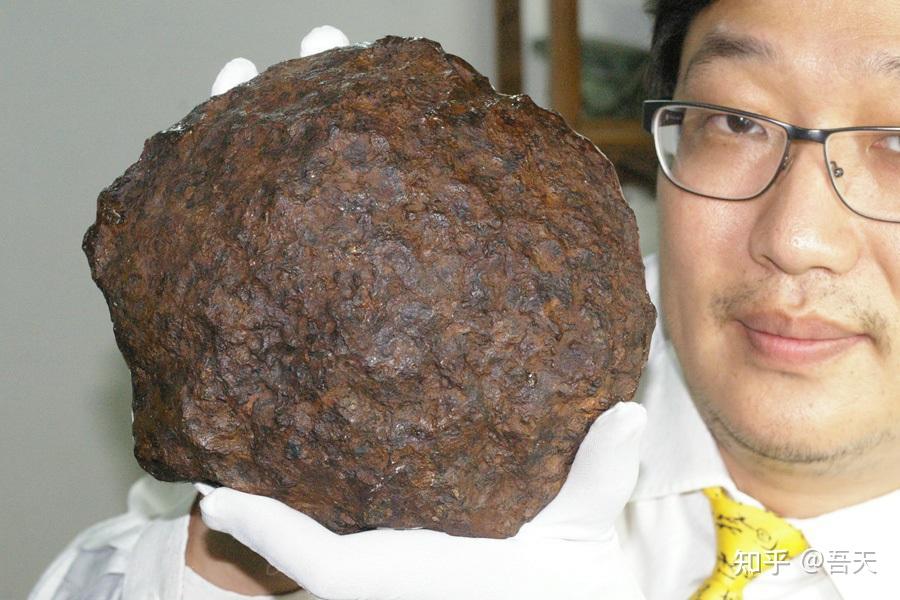青海坠落火流星重430吨!陨石为啥值钱,1克曾卖到近10万块 - 知乎