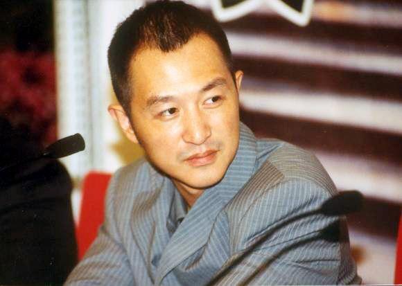 17年前的今天,一首《大中国》唱遍全中国,音乐天才高枫得怪病离世