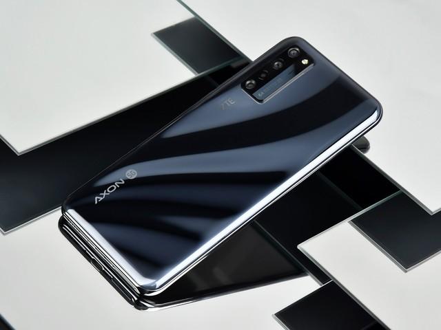 中兴axon205g首发屏下摄像头只卖2198元10日发售这波666