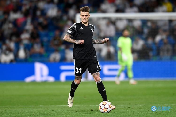 蒂尔绝杀皇马的进球我已经看了超过100次