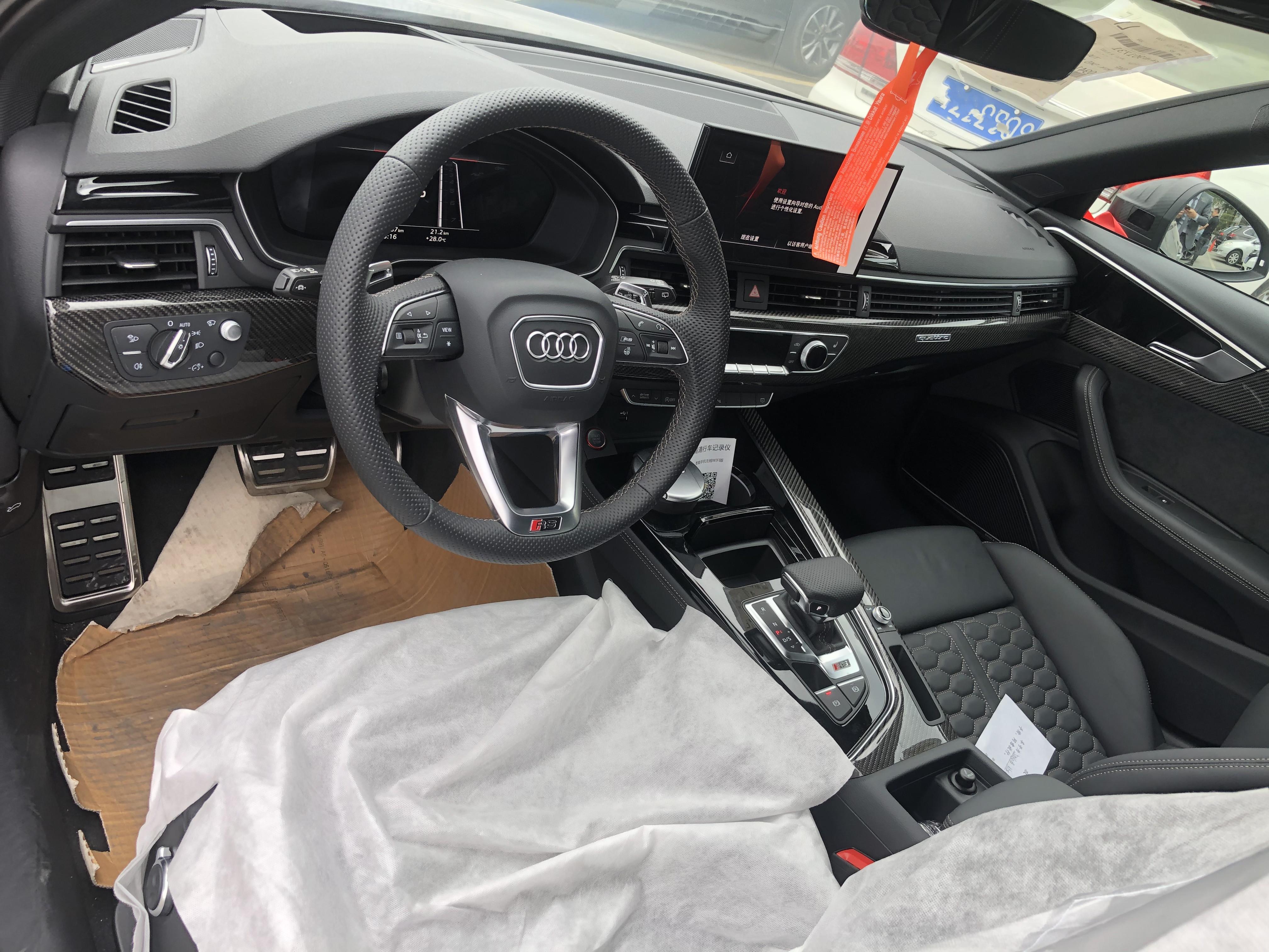 rs6太贵75万多拿下一台奥迪rs4车主比路上95的车快