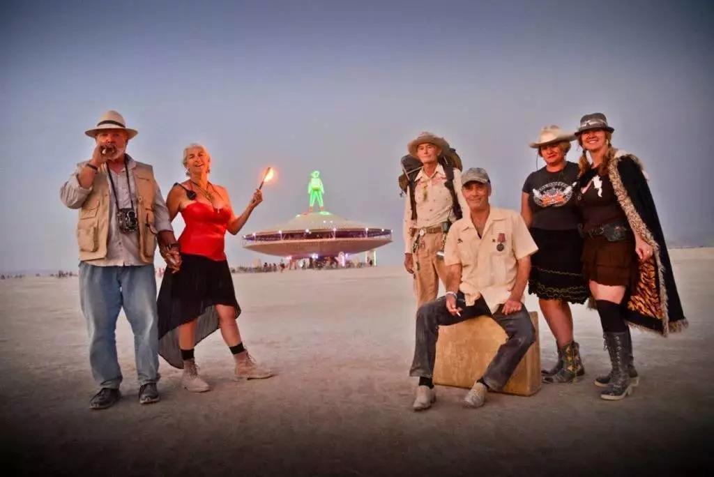 1986年寻找心中的"乌托邦"(utopia)但火神节的真正内核是聚集在此就是