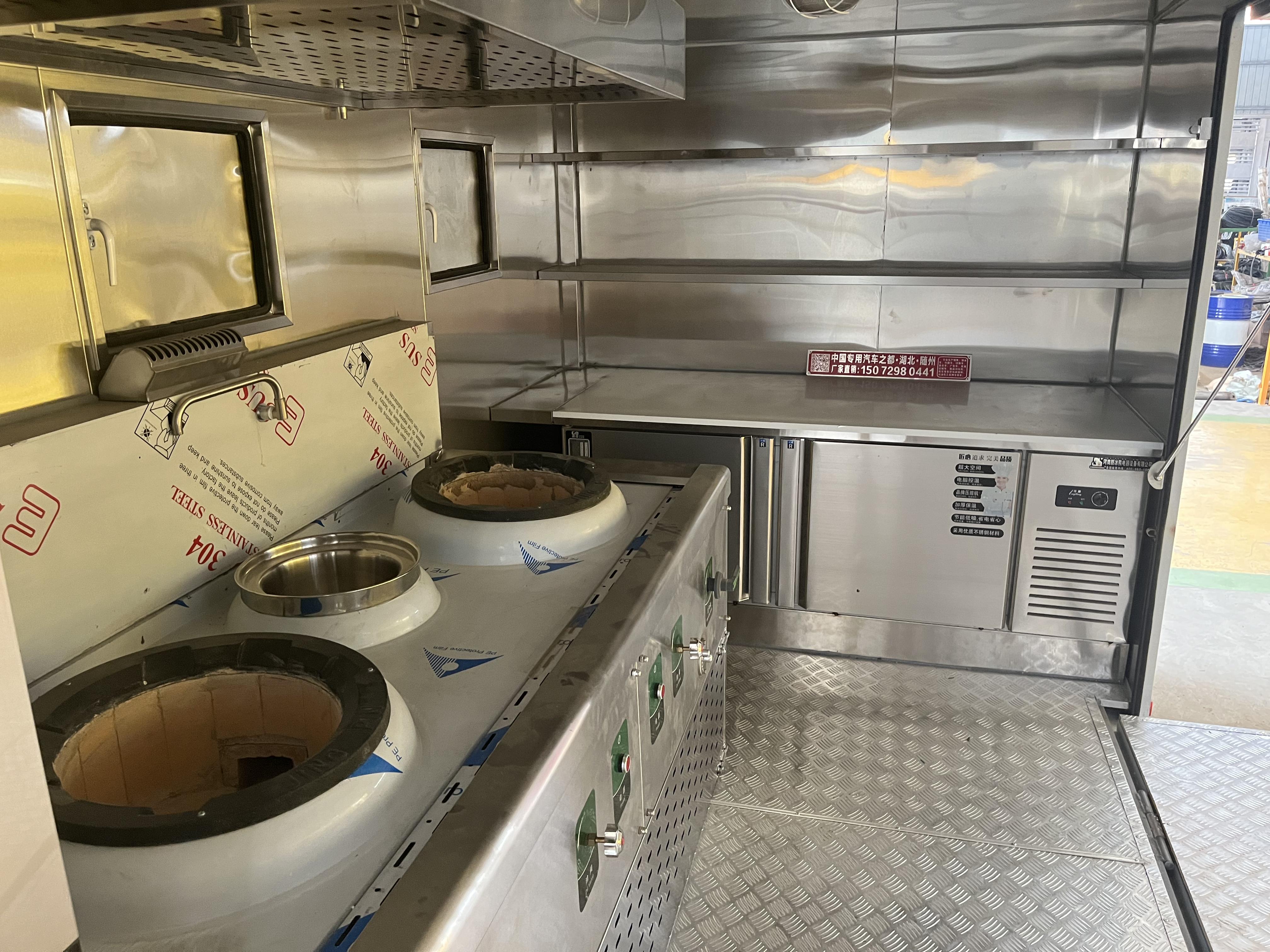 流动厨房红白喜事移动餐饮车 农村大型宴席餐车价格