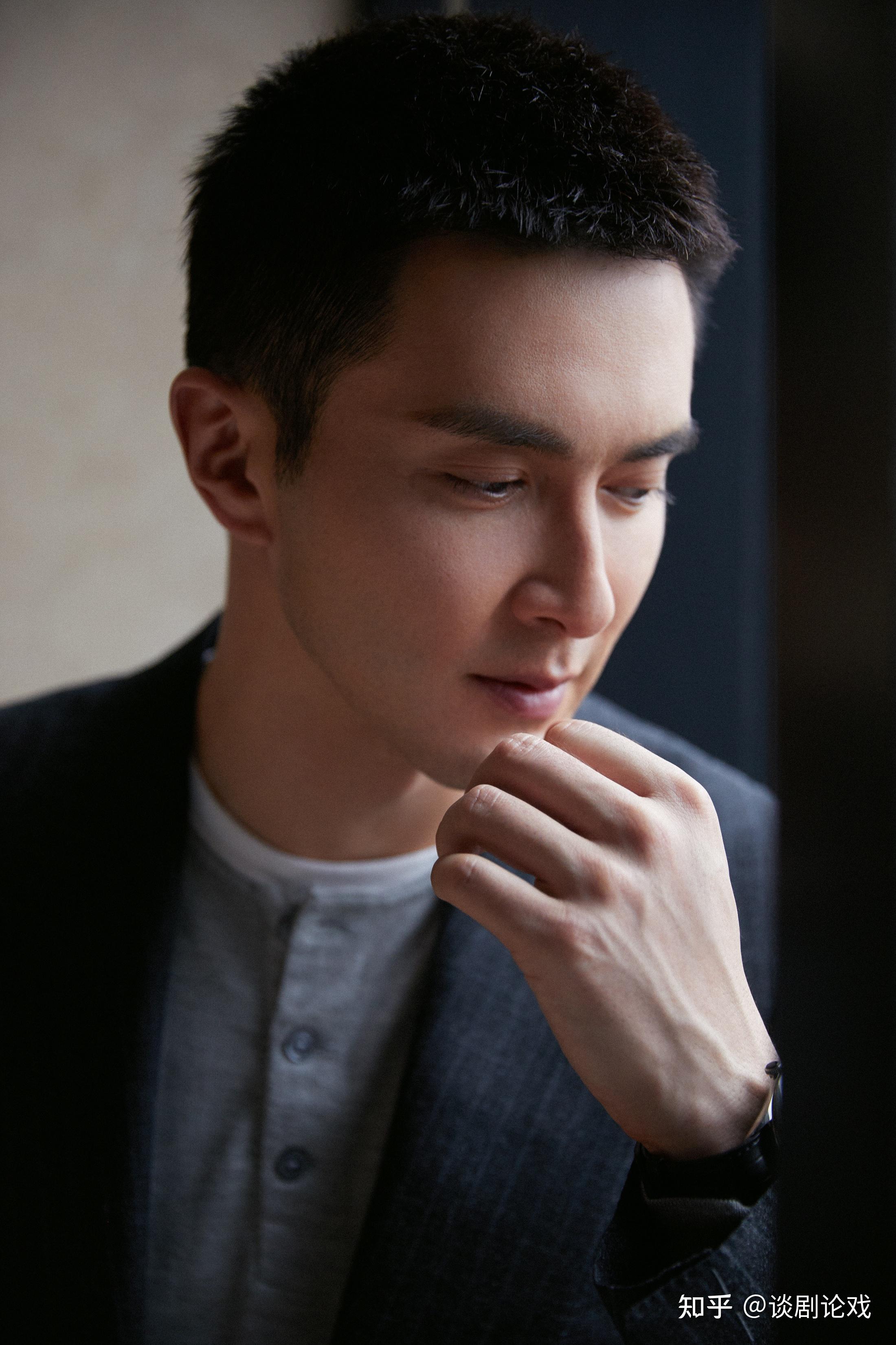 《误入浮华》剧照出炉,高伟光的王居安是否值得你期待?