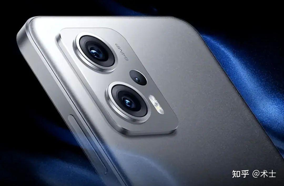 第2款:redmi k50 至尊版   参考价:2699元   12 256gb版本