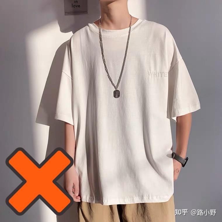 什么是基本款衣服 v2-f45f8a8b62e20919b27cf0d414728595_r.jpg