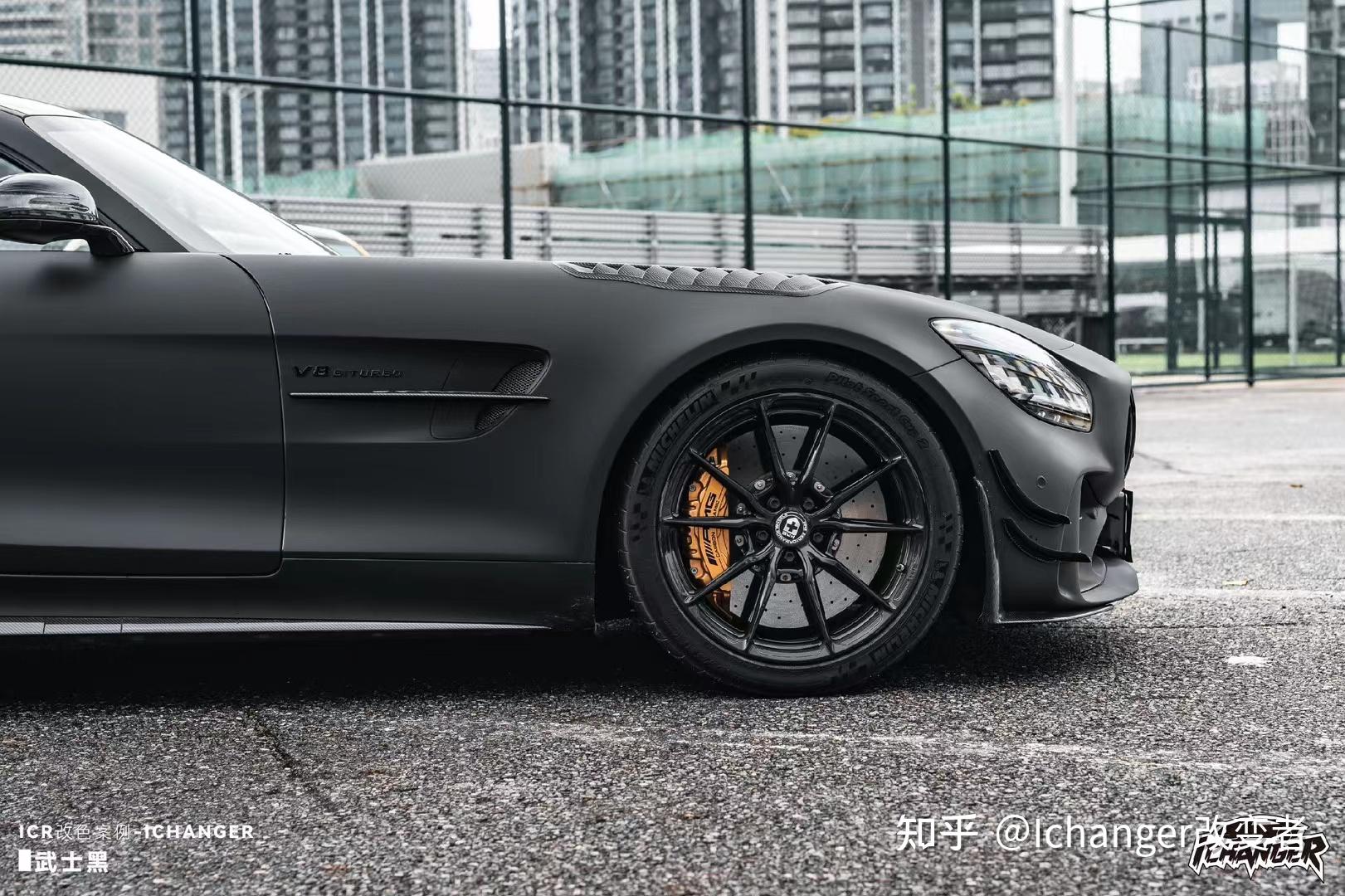 奔驰amggtricr改色膜战斗黑这款磨砂黑很有感觉