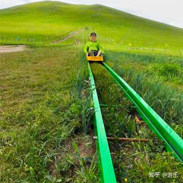 新型钢材轨道滑草设施 大型滑草场游乐设备 大草原无动力游乐设备 - 知乎