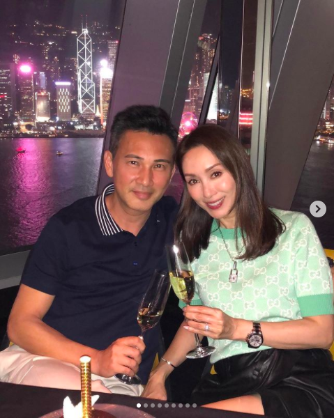 郭可盈庆51岁生日手上大钻戒抢镜下嫁林文龙16年美貌依旧