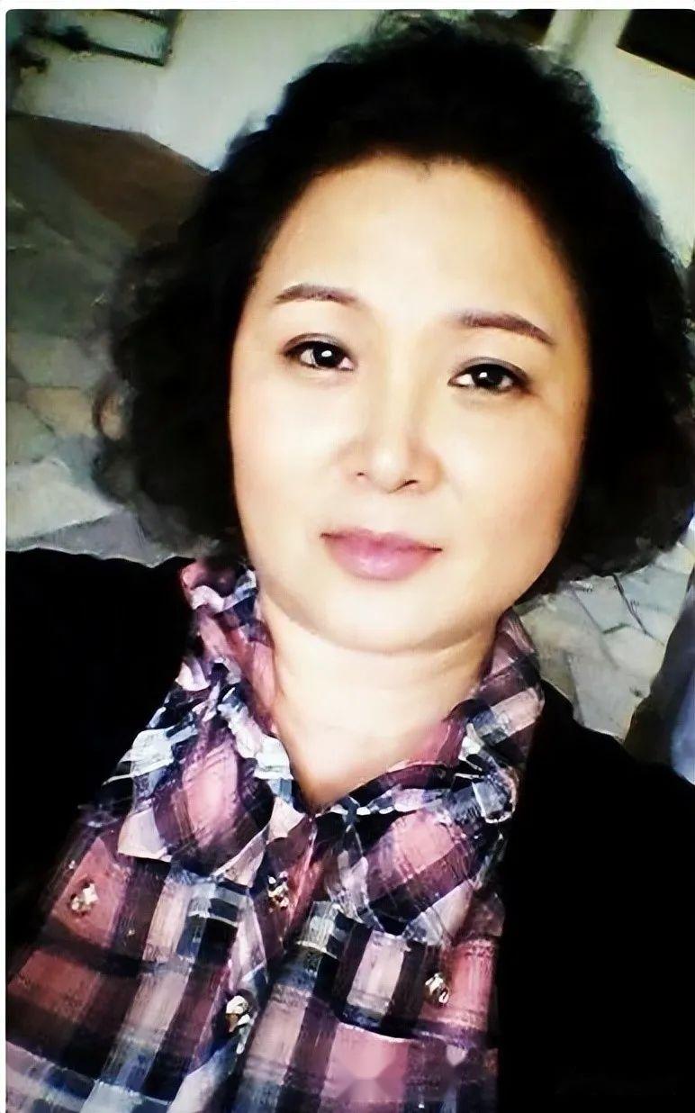 "八十年代珠影女星"普超英:穿搭精致耐看,62岁发福也优雅 - 知乎