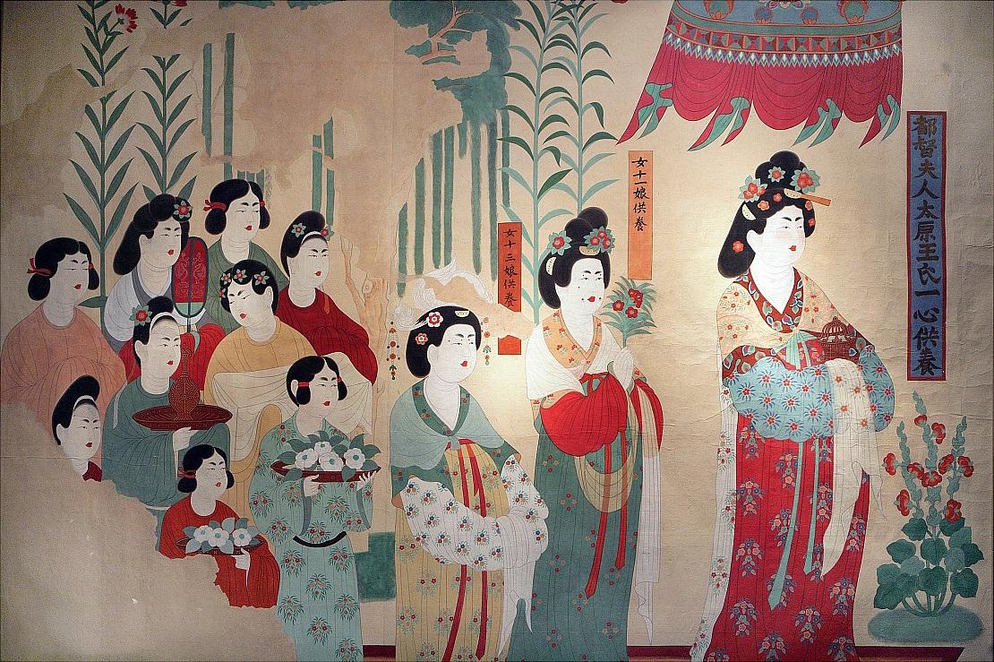 《都督夫人礼佛图》在盛唐时期,绘制于敦煌莫高窟130窟甬道南壁