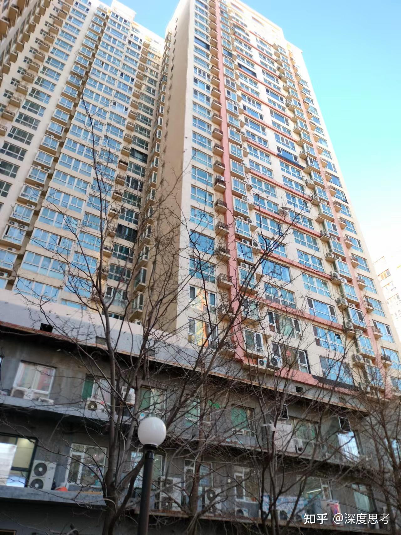 这个板块的小区比较热门有:逸城东苑,八家嘉园,清风华景园,中铁置业翰