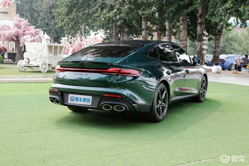 上汽名爵mg7正式上市售1198万元起