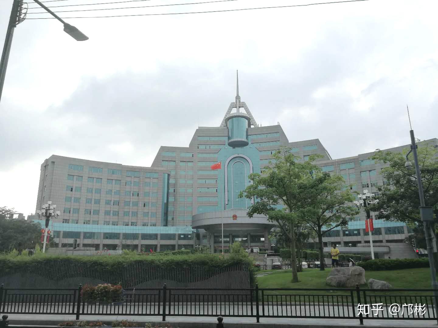 小赵买房300万买省级学位电梯三房老黄埔区府踩盘