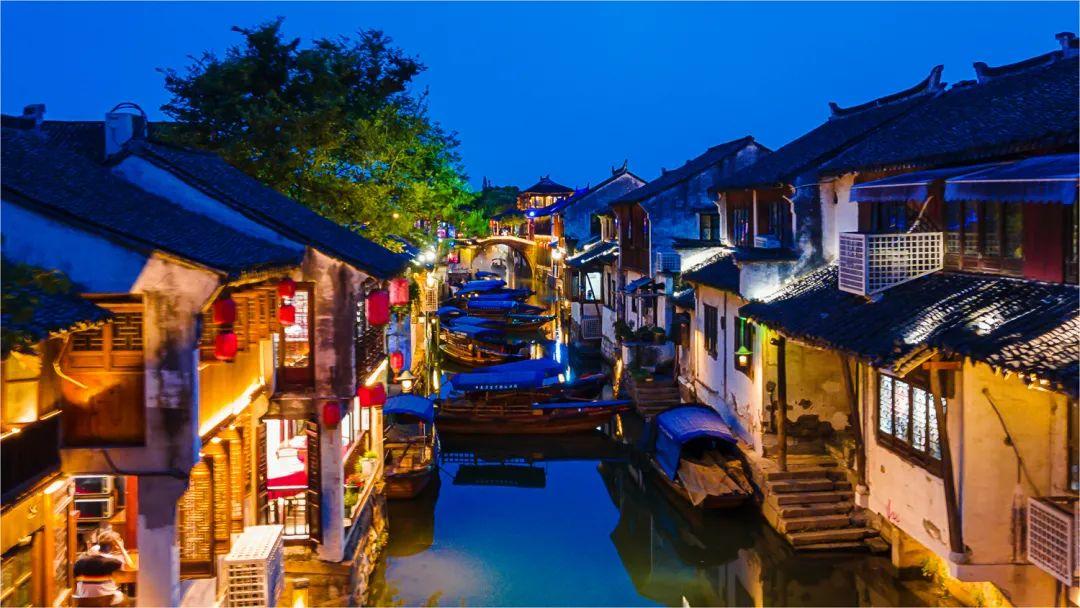 青绿无垠苏州周庄春色关不住