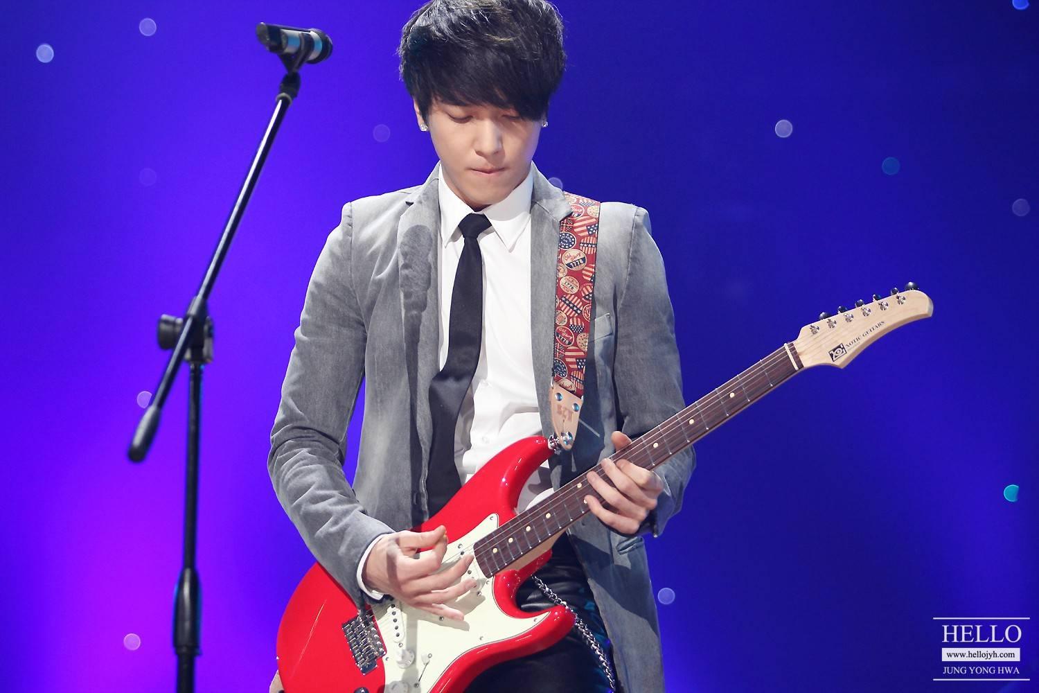 有没有长得贼好看的明星或爱豆