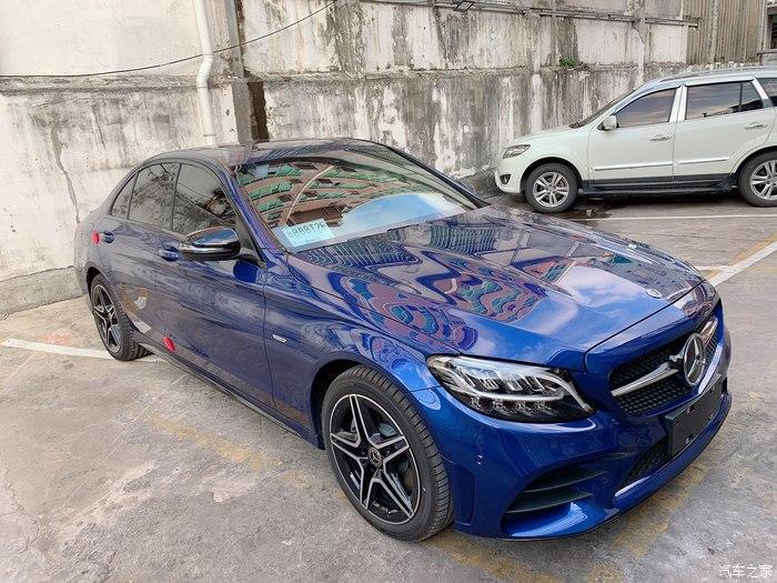 深圳奔驰c 260 星耀臻藏版宝石蓝色提车作业