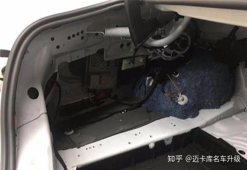 奔驰新e300改装柏林之声小柏林涡轮发光出风口案例分享