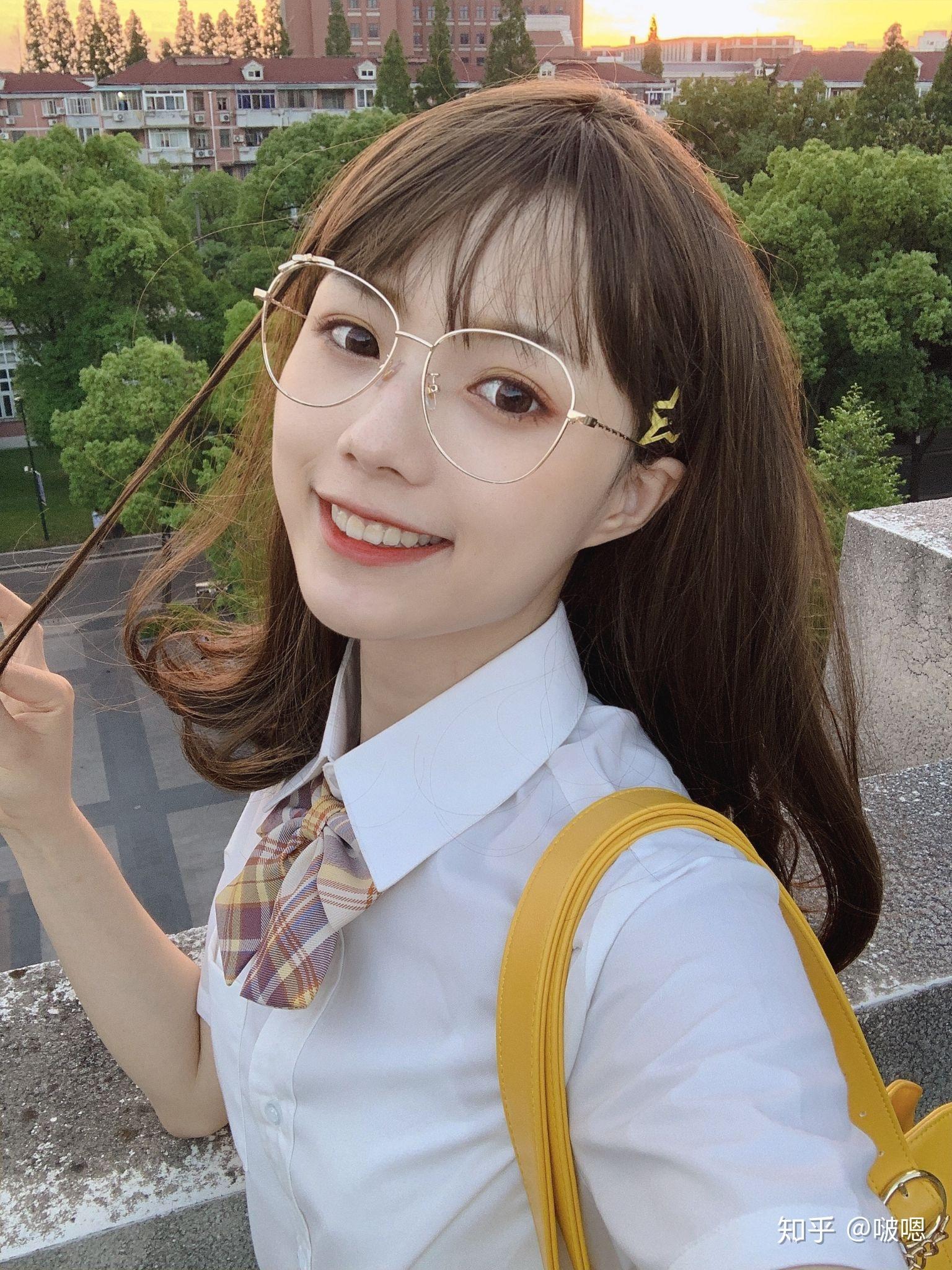 有哪些让人惊艳的 jk(制服)的照片? - 知乎