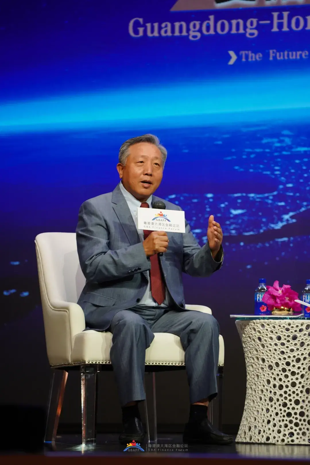 吴晓求中国金融完成了国际化中国社会也就实现了现代化