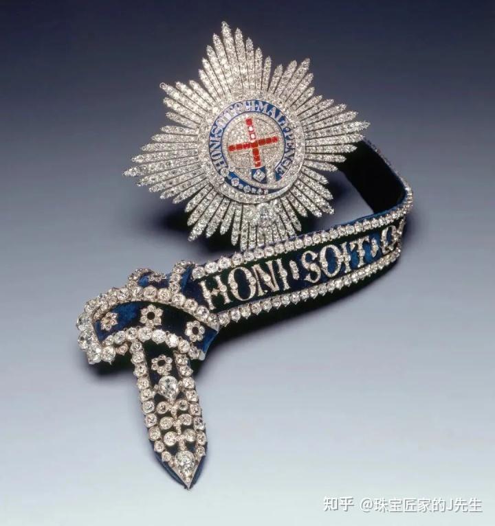 嘉德勋章作为英国最高级别的骑士勋章,是目前世界上知名度最高的勋章