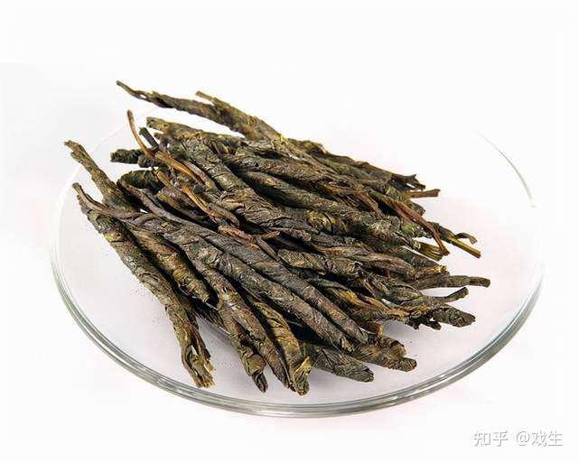 也称大叶苦丁茶,大叶苦丁茶一般一片叶子为一根茶,卷成螺旋状或颗粒状