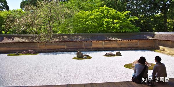 天正元年 与治郎作 鉄燈篭 日本庭園 坪庭 | unimac.az