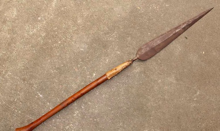 祖鲁王短矛 木脊牛皮盾