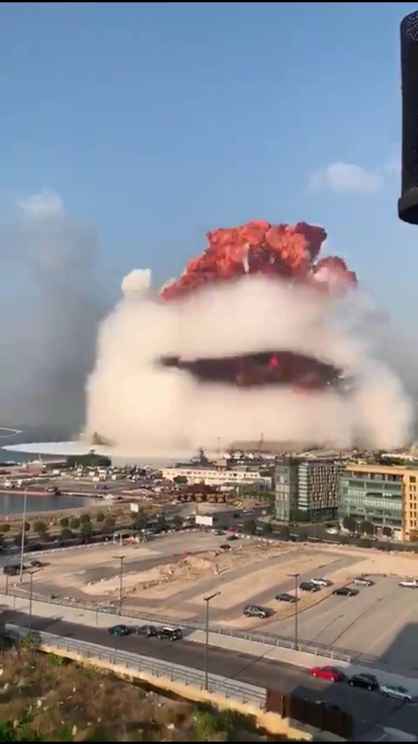 爆炸事件 黎巴嫩图片