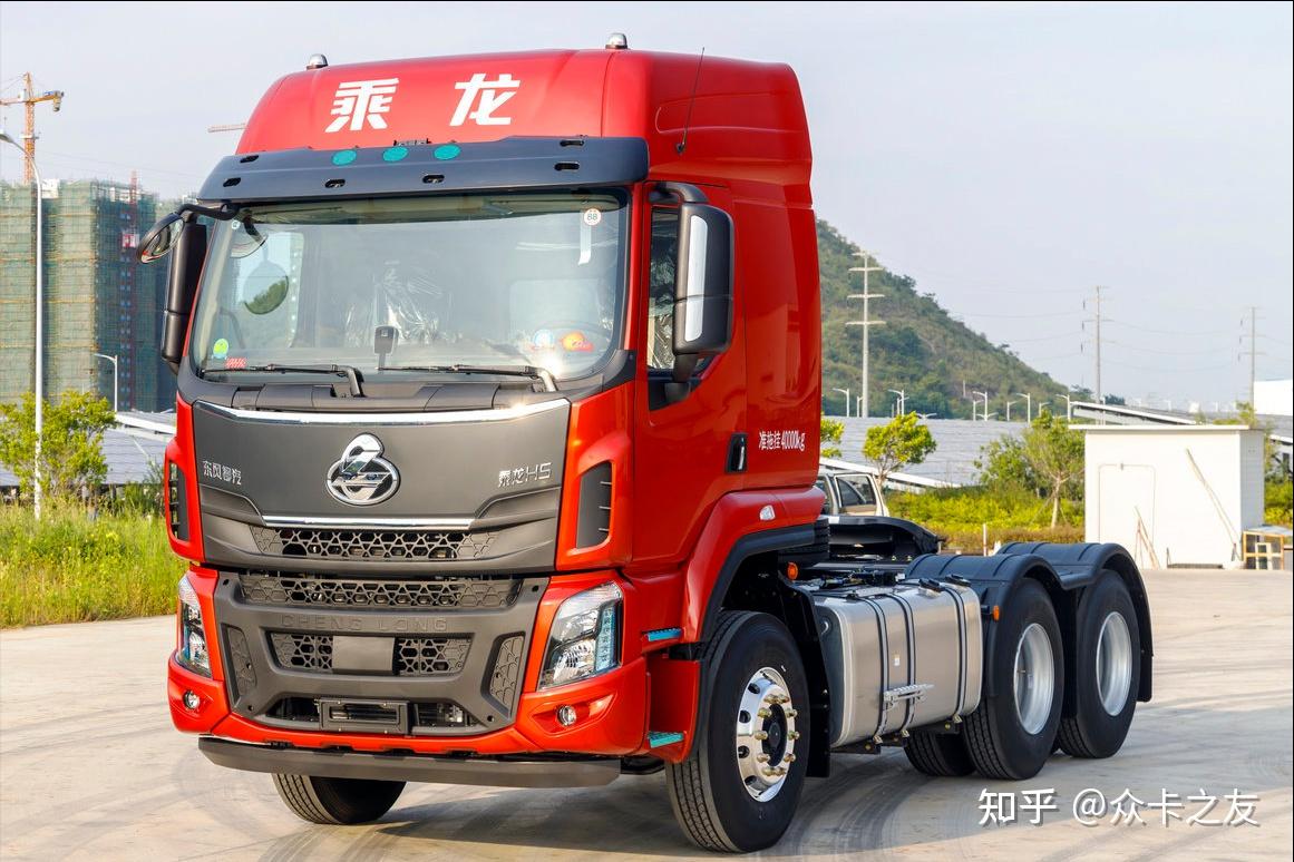 第一款:东风柳汽乘龙h5 6x4 amt自动挡牵引车