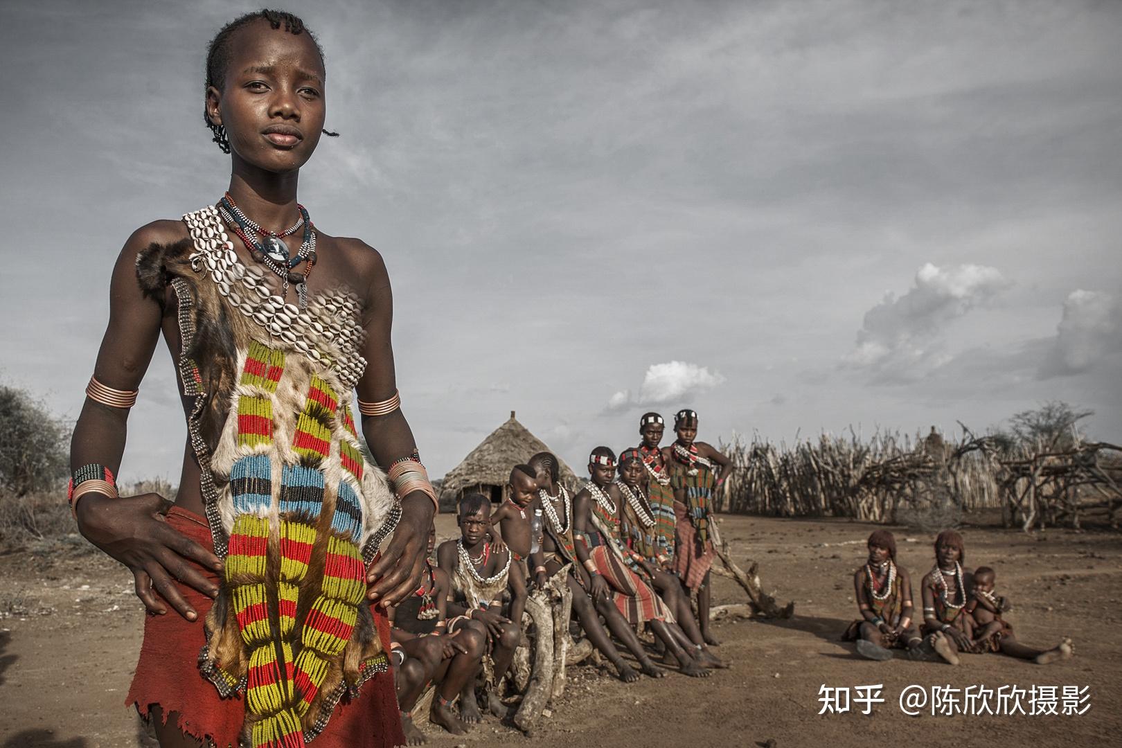 金卡土著部落倾听原始照见古老