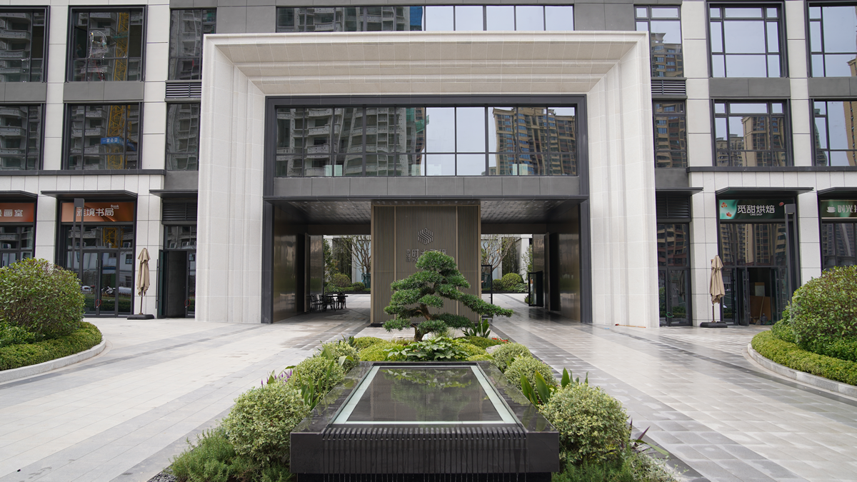 西安人气红盘实景交付示范区堪比大片!大批购房者已盯牢.
