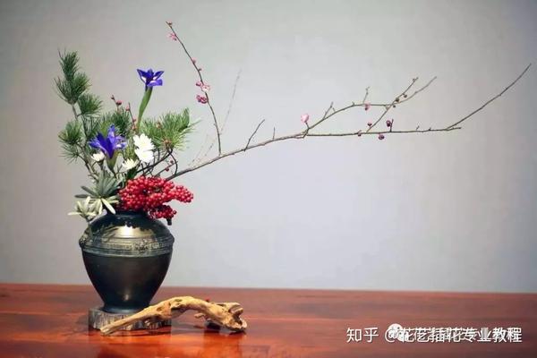 插花技术教学 瓶类和盘类容器的插花固定技巧 知乎