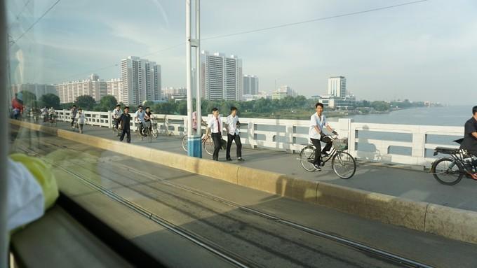 北朝鲜的四天三夜:穿越时间的地平线,告别异乡的“陌路人”