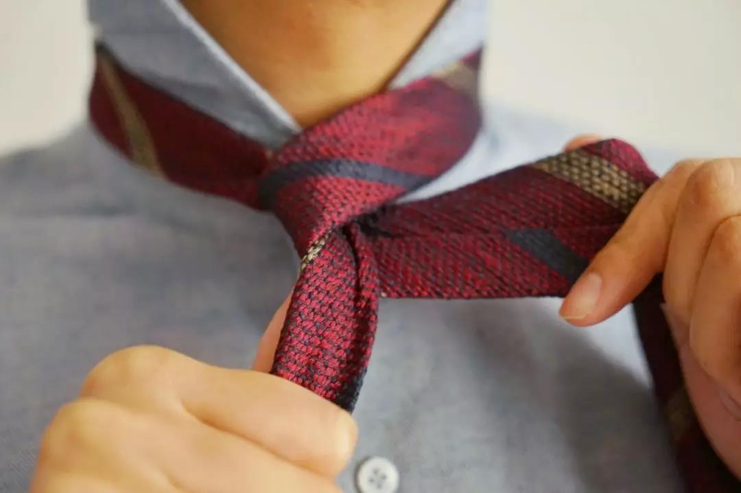 系不好领带不是因为你手笨而是没人说过这些细节