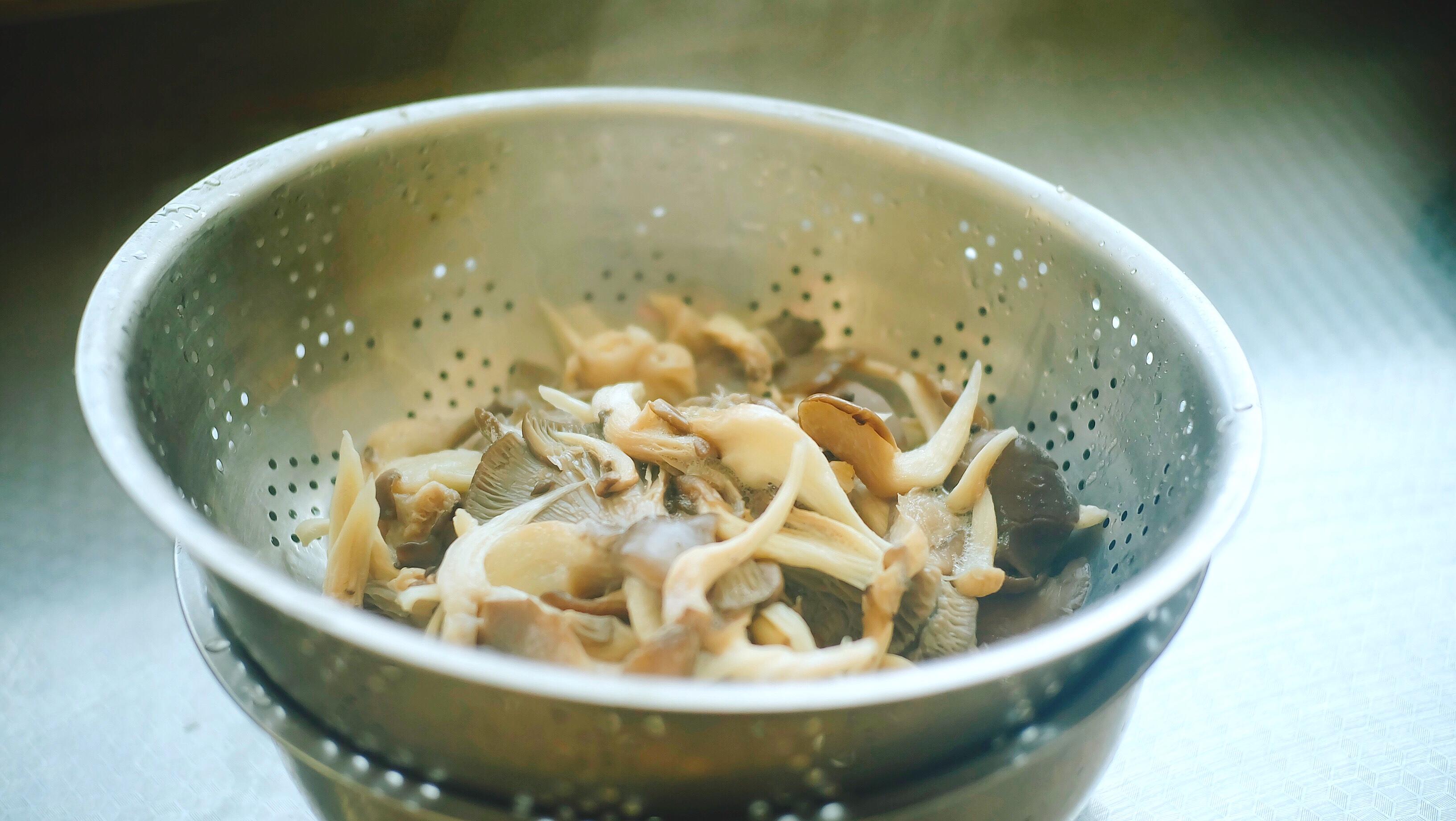 香煎白蘑菇怎么做_香煎白蘑菇的做法_豆果美食