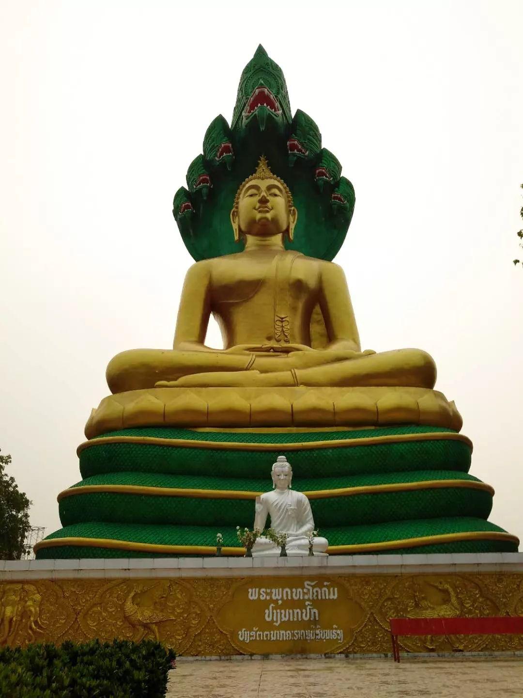 46km终点:金三角特区东鹏新村起点:金三角特区海关楼路线编号:老挝-湄