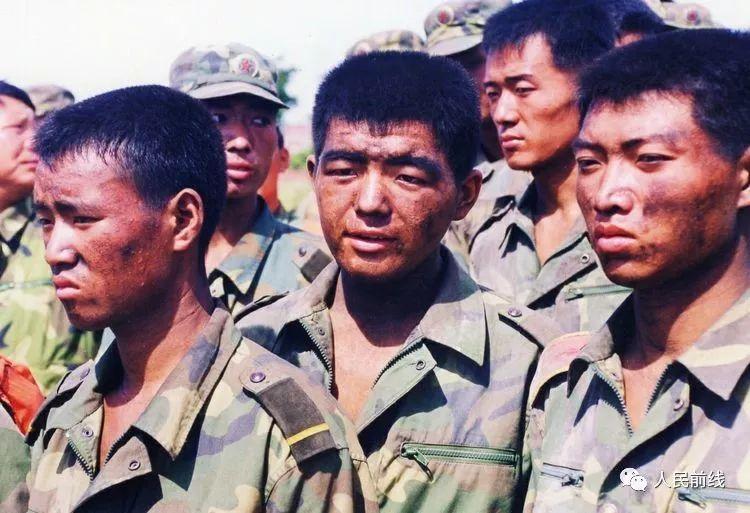 视觉20年前的九江抗洪这83张未公开的照片总有一张感动你