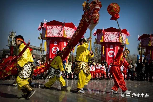 社日祭祀土地神,由於春社日一般在農曆二月初二左右