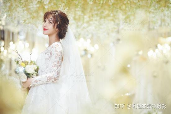 速看新娘拍婚纱照发型的注意事项