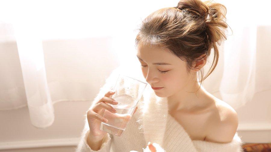 女人如何提升自己的方法 v2-f974c4a64ecc25dd64a852548ab27795_1200x500.jpg