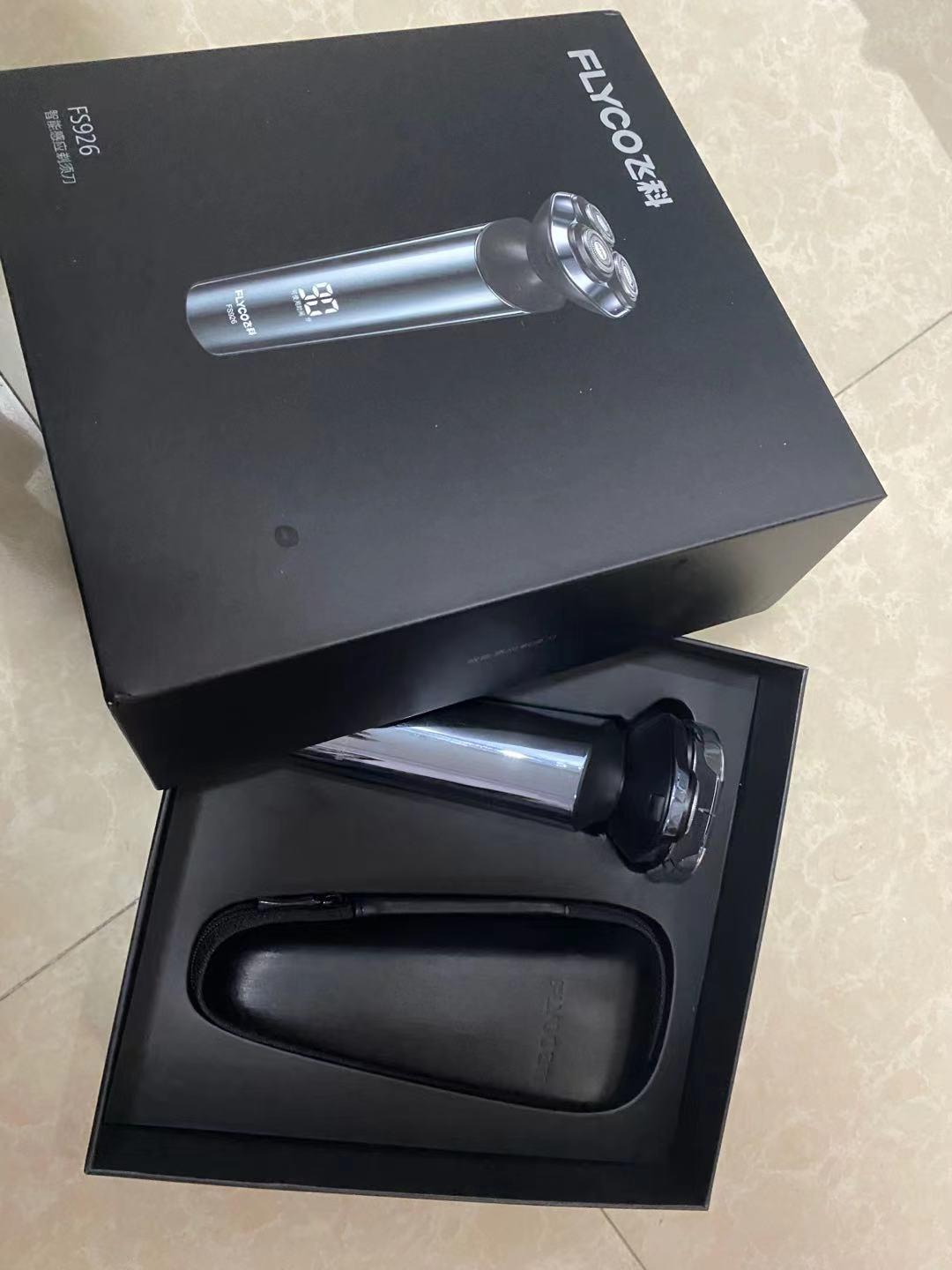 剃须刀飞科fs926智能感应剃须刀实测