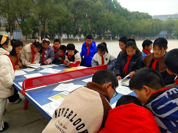 湖北沙洋县后港小学：“卯”足干劲 “兔”飞猛进 迈步新征程