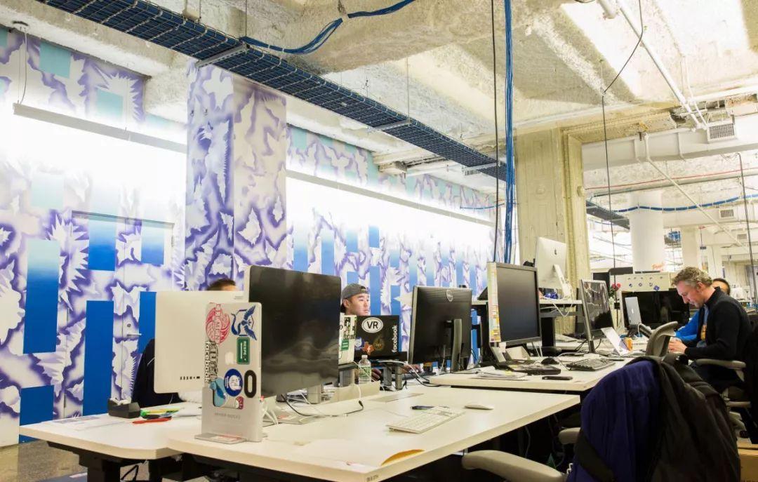 facebook美国总部全球最大的开放式办公空间